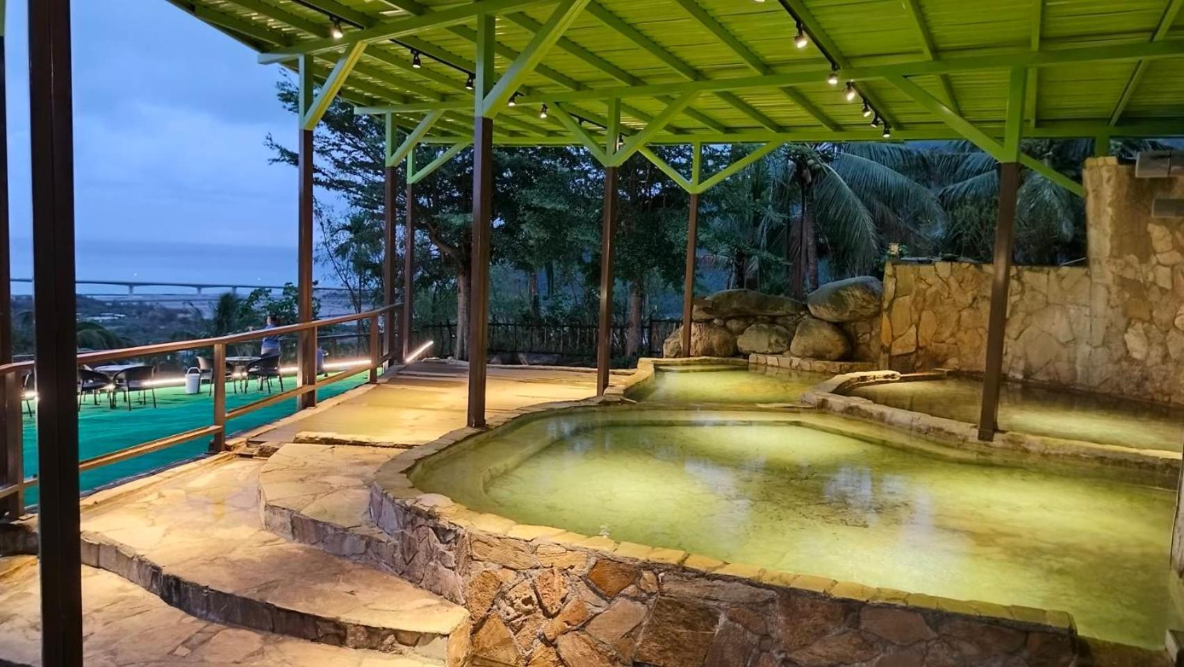 山水妍溫泉會館-台東館 Bed & Breakfast Taimali Exterior foto